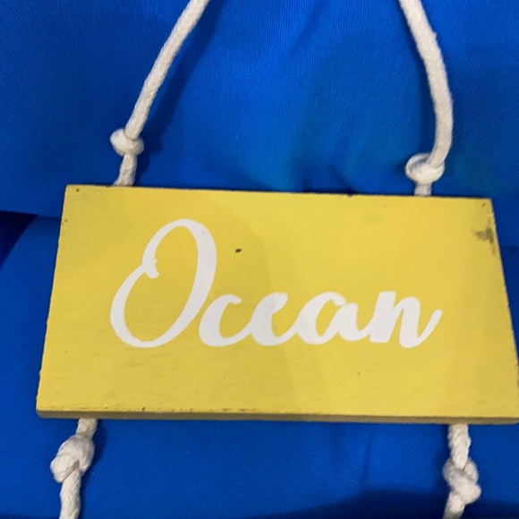 Christmas Tree Shop Beach Themed Decoration Ocean Beach Relax One In Stock - Picture 10 of 12